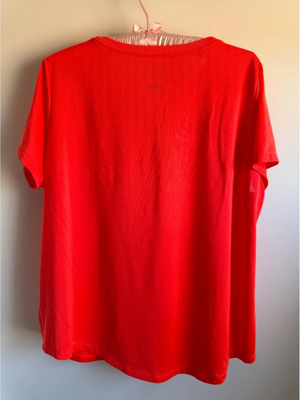 Nike Women’s Dri-FIT Red Short Sleeve T-Shirt Size 2X